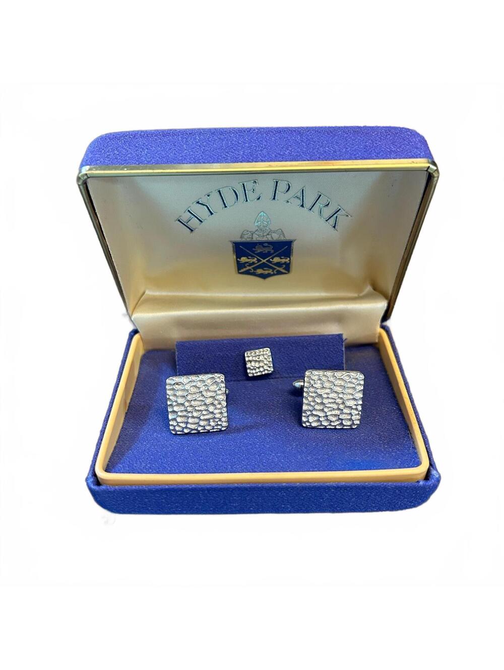 Vintage Y2K Hyde Park Silver Tone Cufflink & Tie Tack Set